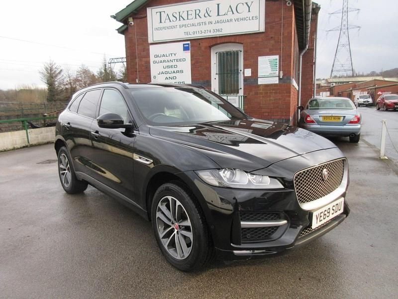 Used Jaguar F-Pace R-Sport 2019 Black SUV