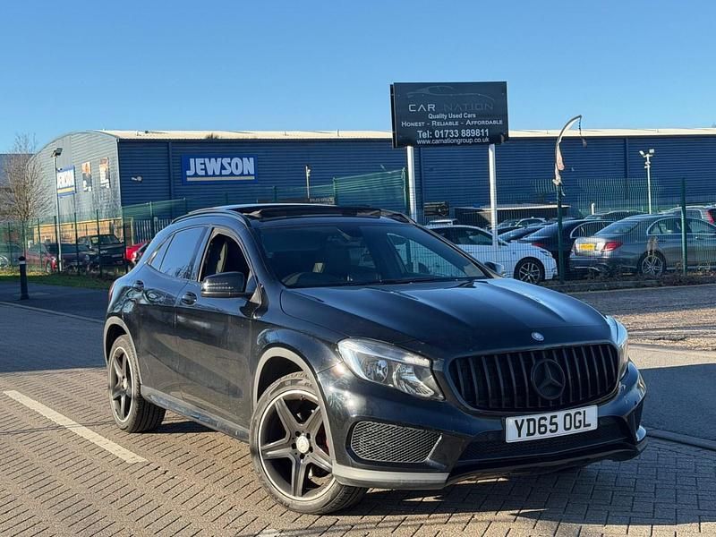 Black Used 2015 Mercedes GLA220 AMG line SUV | £10,490 (Fair price) - Image 1/4