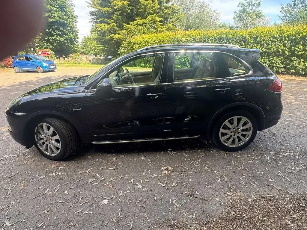 Used Porsche Cayenne 2013 Black SUV