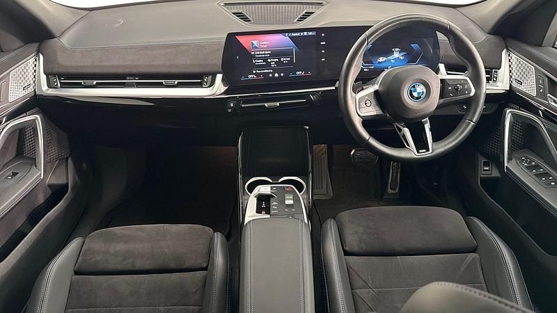 Used BMW iX2 M Sport 227 kW (309 HP) 2024 White SUV