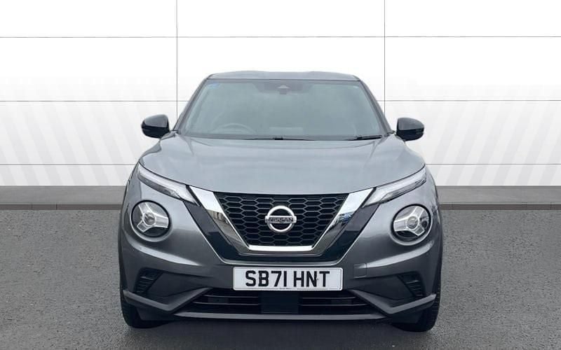 Used Nissan Juke N-Connecta 114 HP (83 kW) 2022 Grey SUV