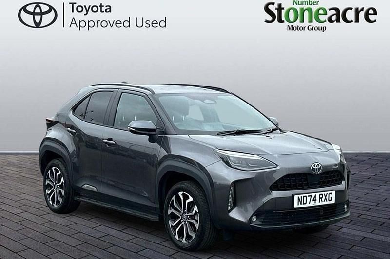 Used 2024 Toyota Yaris Hybrid Design SUV | £24,500 (Fair price) - Image 1/1