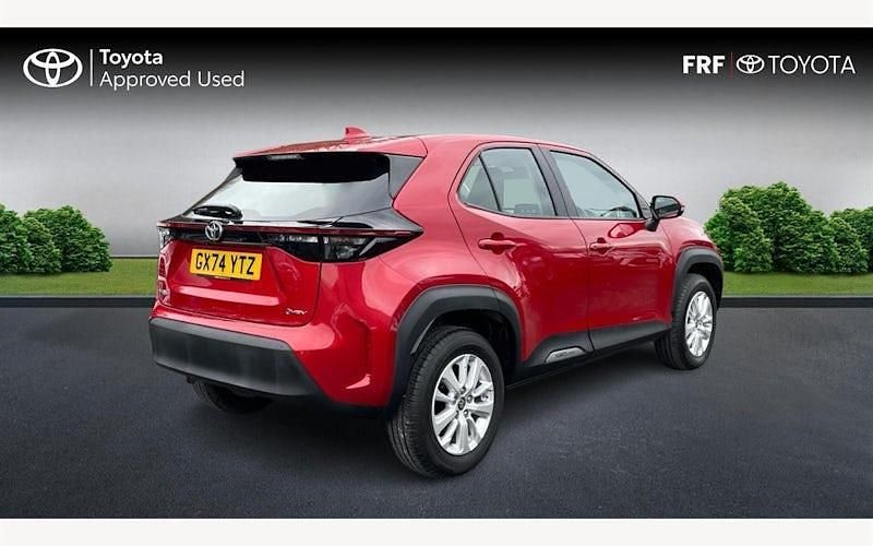 Used Toyota Yaris Hybrid 116 HP (85 kW) 2026 Estate