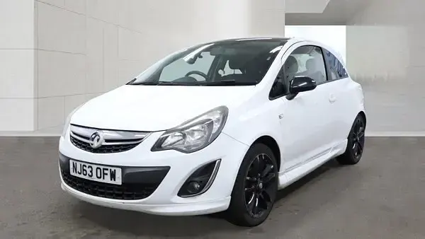 Used Vauxhall Corsa Edition 2013 White Hatchback