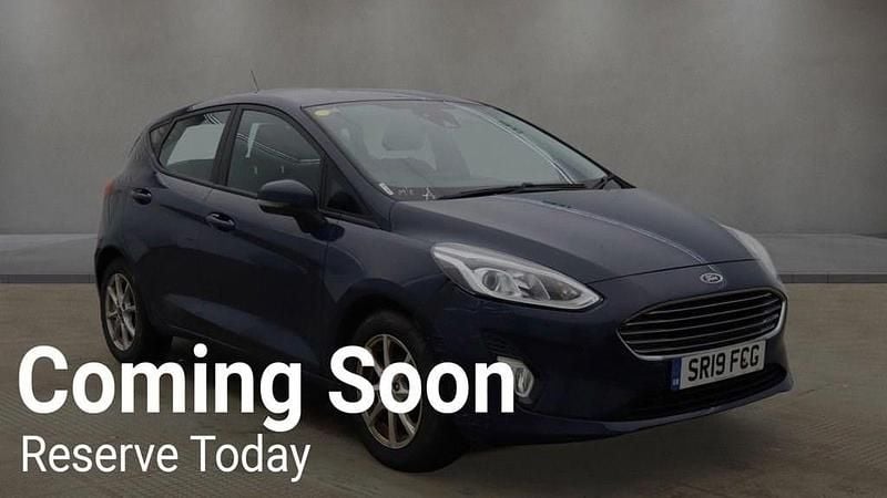 Used Ford Fiesta Zetec 85 HP (62 kW) 2019 Blue Hatchback