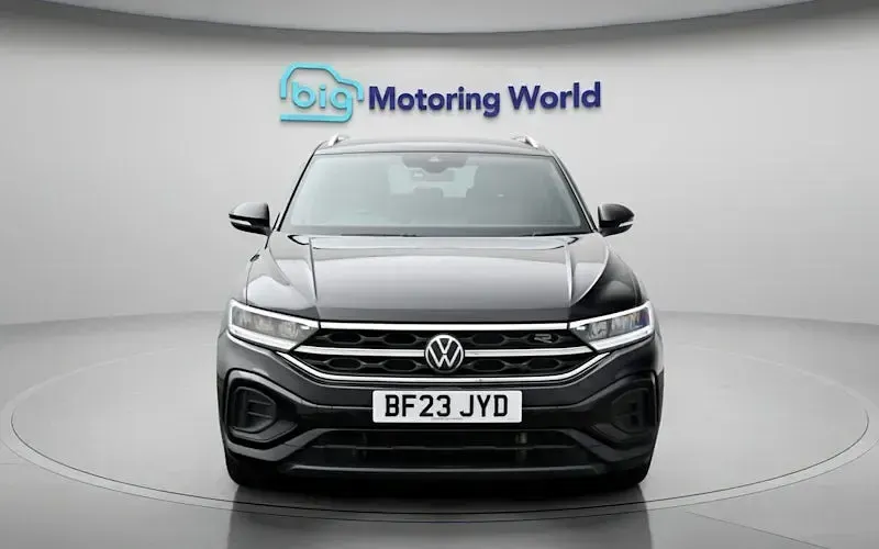 Used VW T-Roc R-line 150 HP (110 kW) 2025 SUV