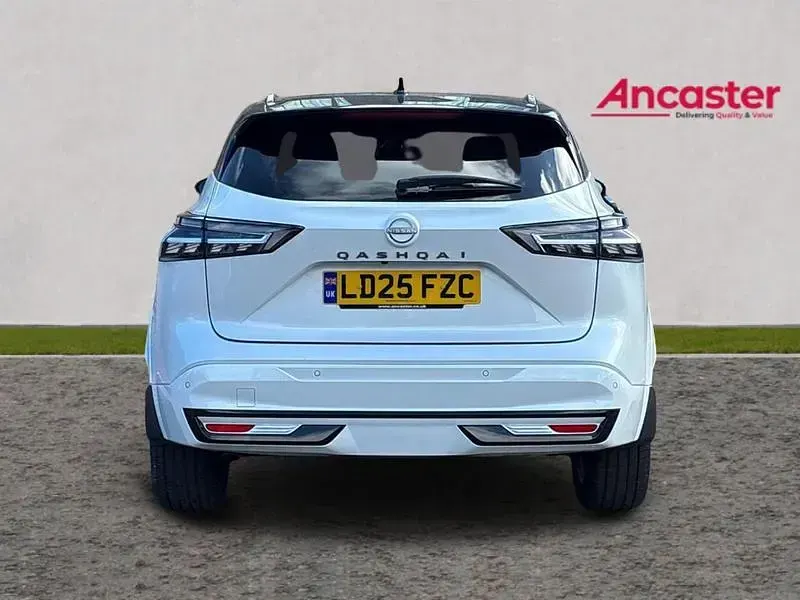 Used Nissan Qashqai 2025 White SUV