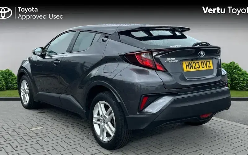 Used Toyota C-HR 122 HP (89 kW) 2023 Grey SUV