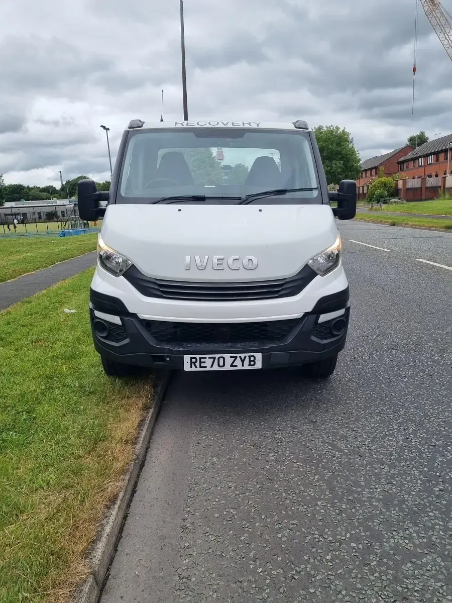 Used Iveco Daily 180 HP (132 kW) 2021 White