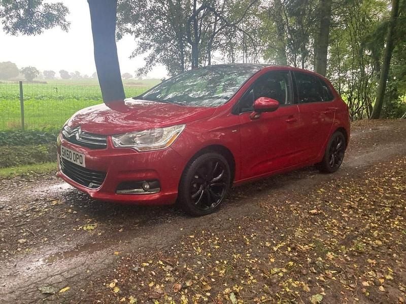 Used Citroën C4 Exclusive 2010 Red Hatchback