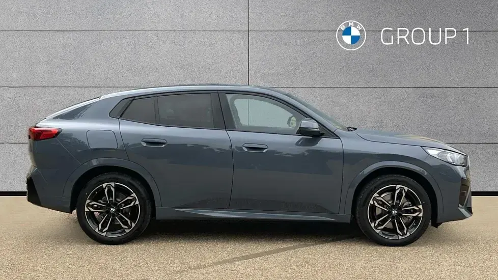 Usado BMW X2 M Sport 168 CV (123 kW) 2025 Gris SUV
