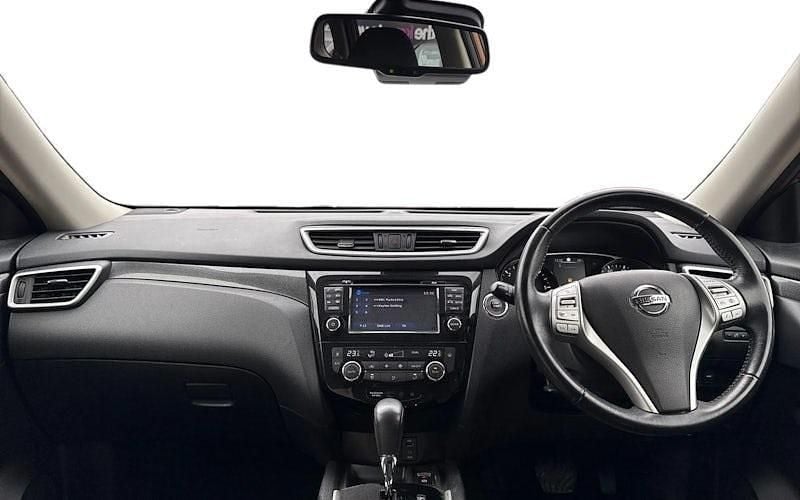 Used Nissan X-Trail N-Vision 177 HP (130 kW) 2017 Orange SUV