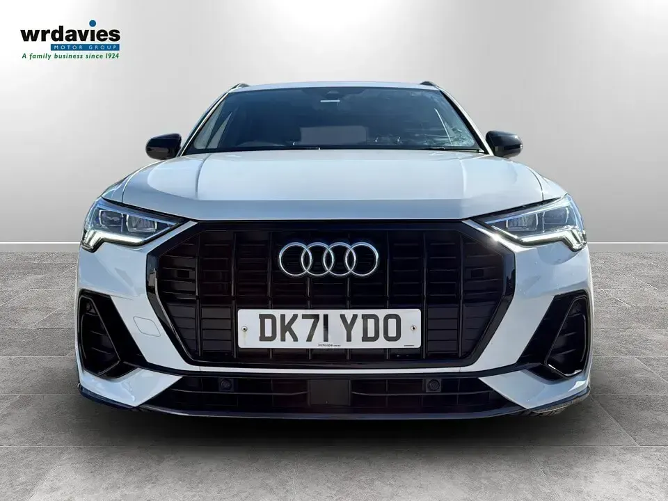Used Audi Q3 Black Edition 150 HP (110 kW) 2021 White SUV