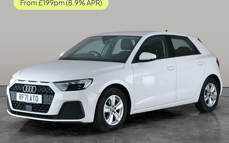 Used Audi A1 Sportback Comfort 95 HP (69 kW) 2022 White Hatchback