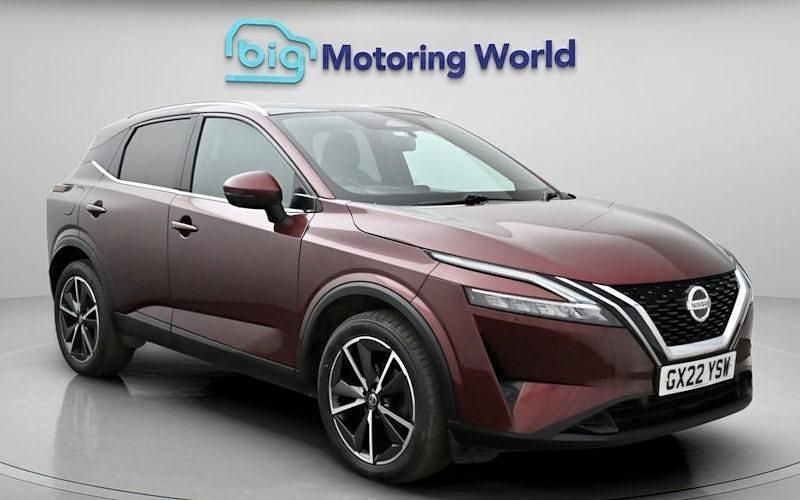 Used Nissan Qashqai S 158 HP (116 kW) 2022 Red SUV