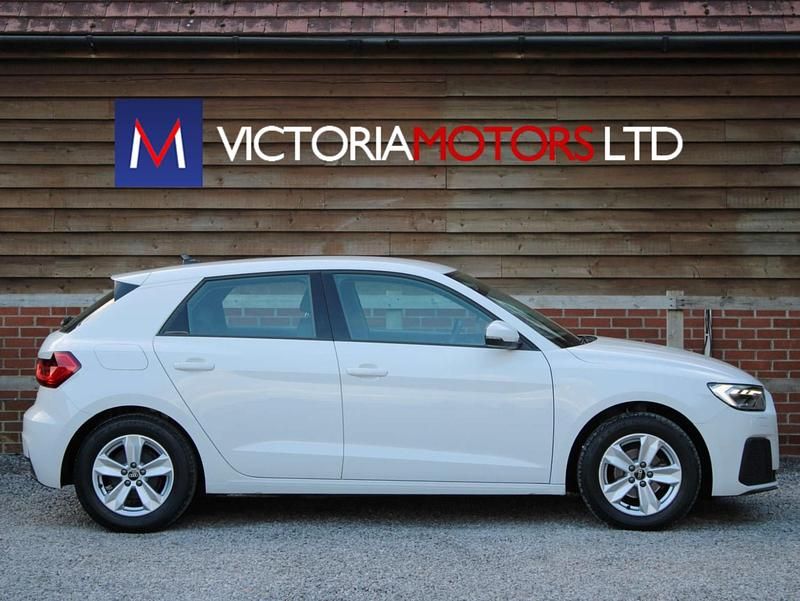 Used Audi A1 2021 White Hatchback
