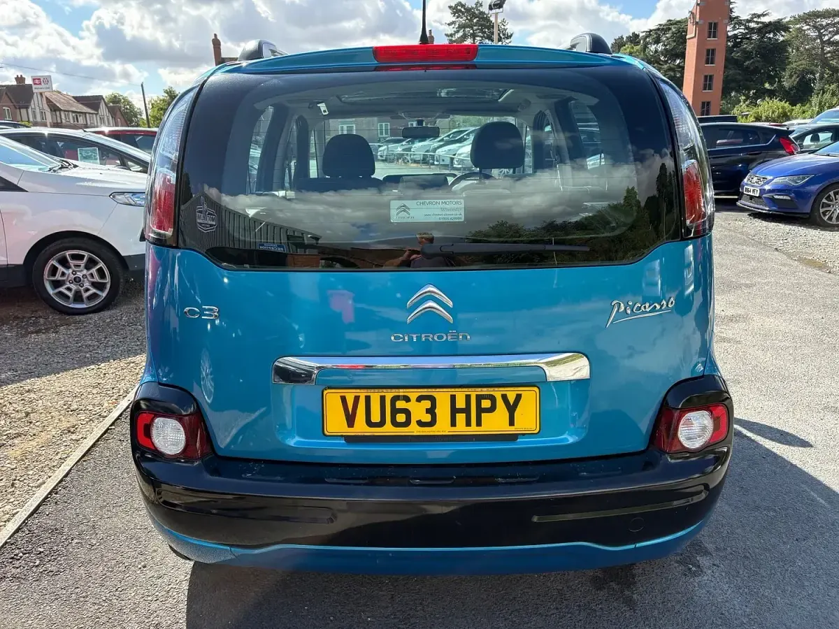 Used Citroën C3 Picasso SELECTION 95 HP (69 kW) 2013 Blue MPV