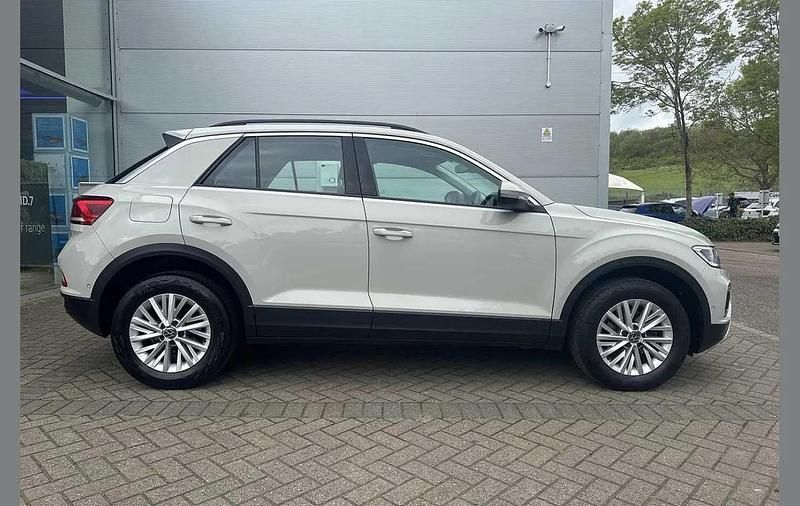 Used VW T-Roc Life 150 HP (110 kW) 2022 Grey SUV
