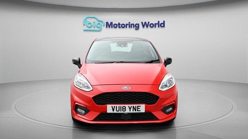 Used Ford Fiesta ST-Line 140 HP (102 kW) 2018 Red Hatchback