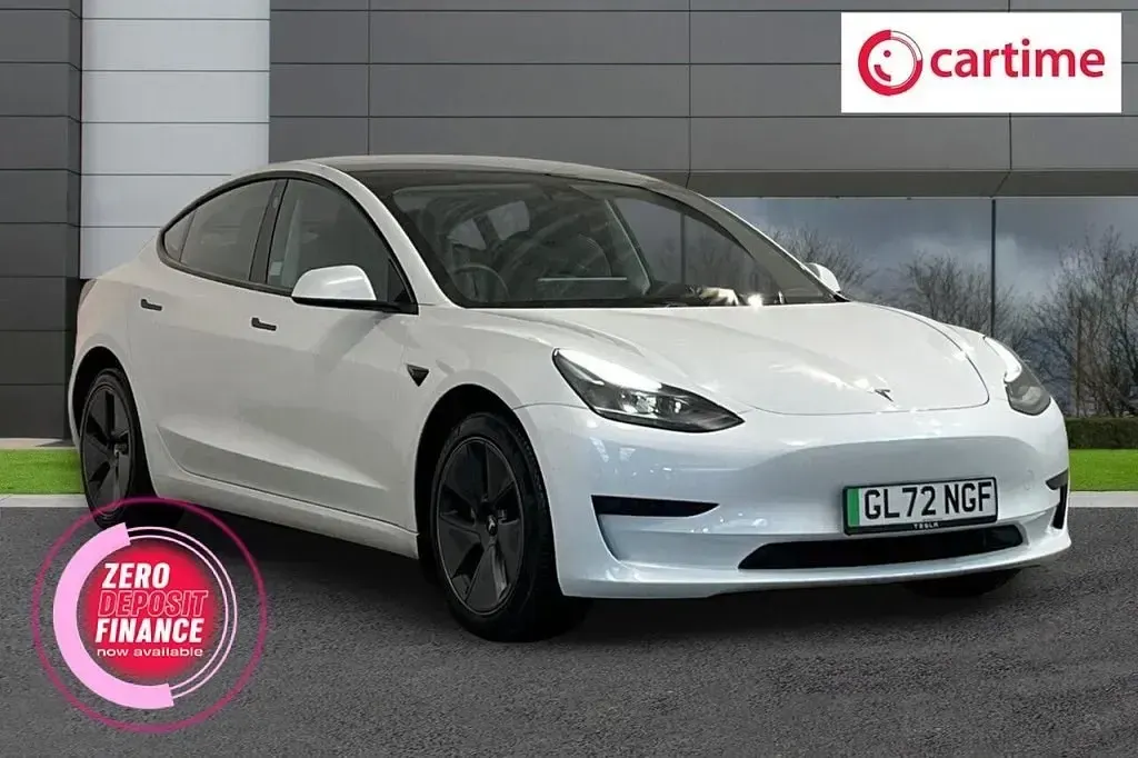 Usado Tesla Model 3 RWD 208 kW (283 HP) 2023 Branco Sedan