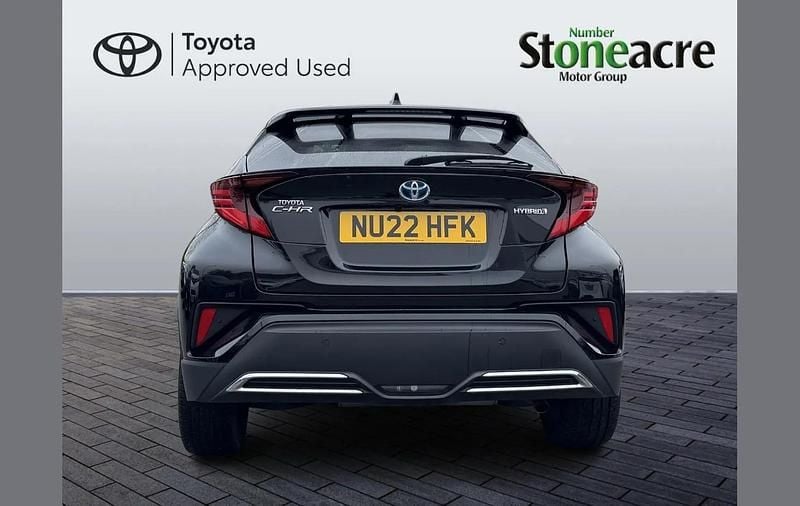 Used Toyota Aygo X Design 116 HP (85 kW) 2026 Orange SUV