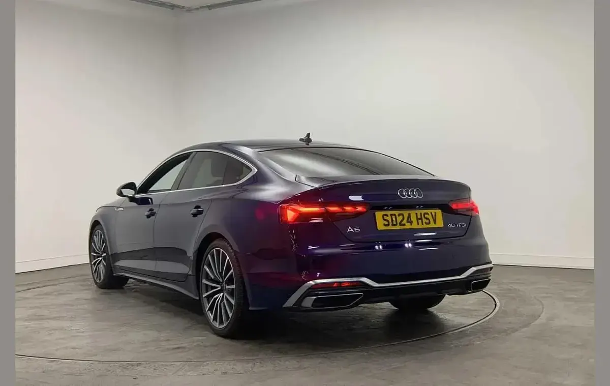 Used Audi A5 Sportback S-Line 200 HP (147 kW) 2024 Blue Hatchback