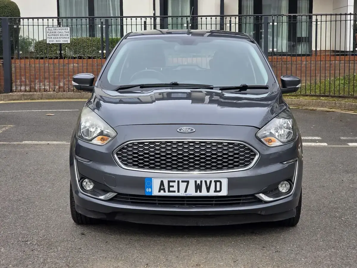 Used Ford Ka Plus Zetec 70 HP (51 kW) 2017 Grey Hatchback