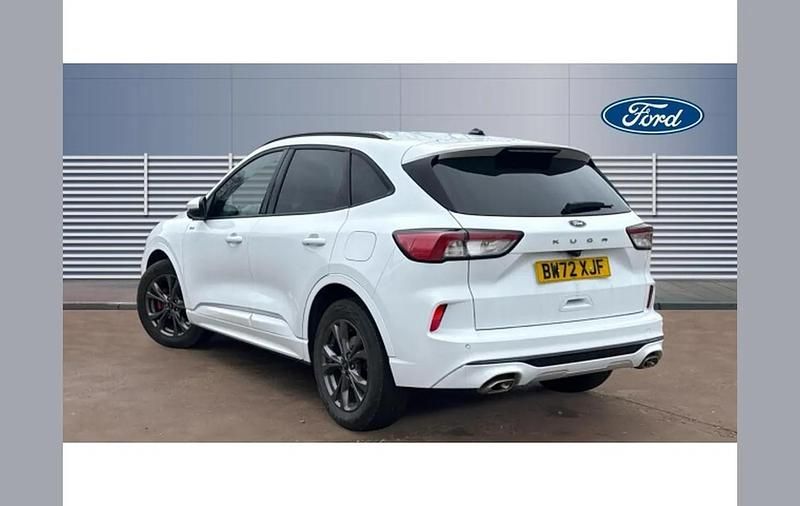 Used Ford Kuga ST-Line 150 HP (110 kW) 2023 White SUV