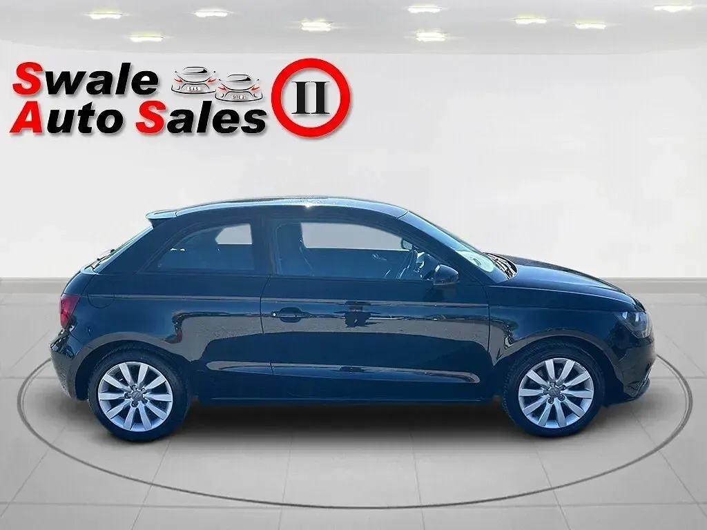 Begagnad Audi A1 Sport 105 HK (77 kW) 2012 Svart Halvkombi
