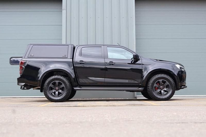 Nowe Isuzu D-Max 2026 Czarny Pickup