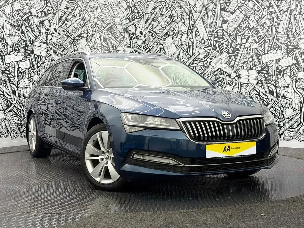 Usado Skoda Superb SE L 190 CV (139 kW) 2019 Azul Familiar