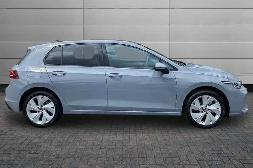 Used VW Golf VIII 150 HP (110 kW) 2025