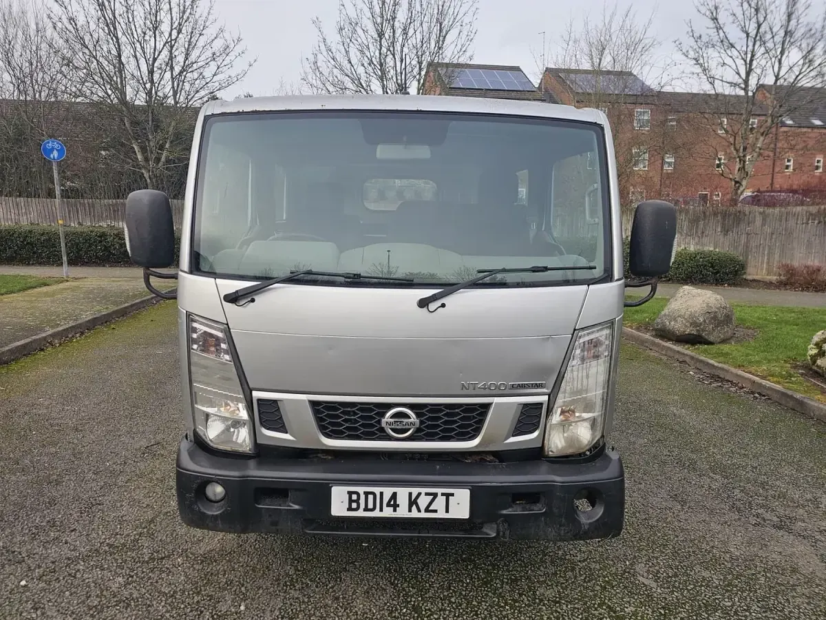 Used Nissan Cabstar 136 HP (100 kW) 2014 Silver Pickup