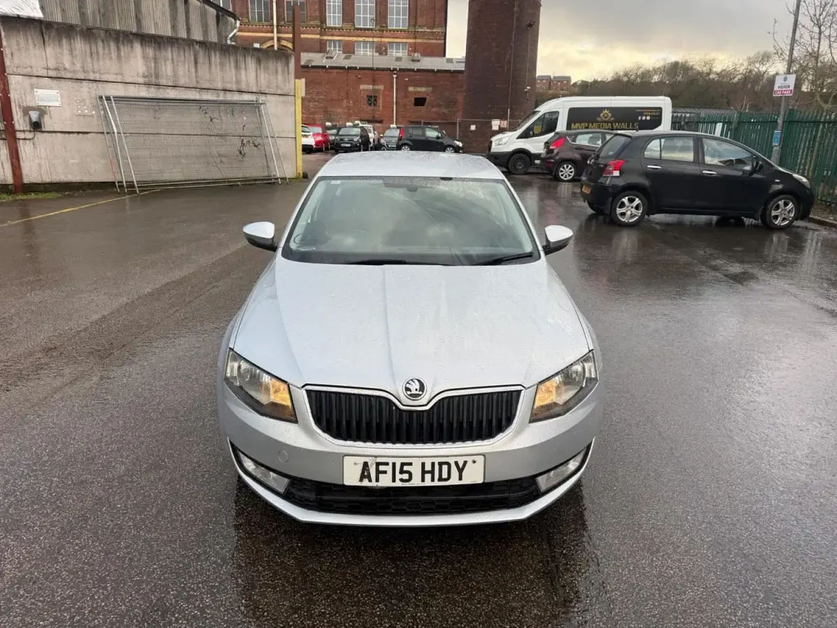Używany Skoda Octavia SE 2015 Srebrny Kombi