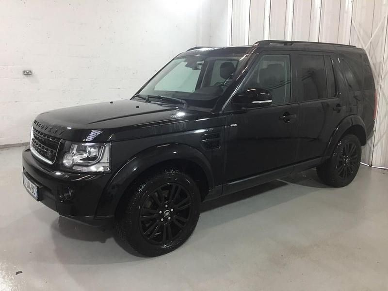 Used Land Rover Discovery 4 256 HP (188 kW) 2015 Black SUV