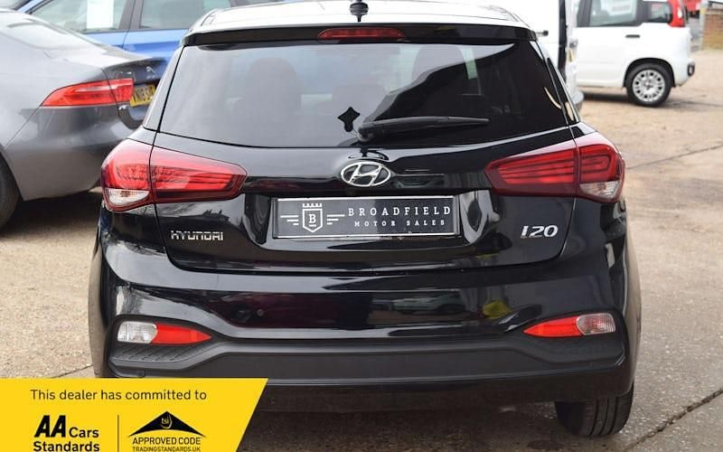 Used Hyundai i20 SE 101 HP (74 kW) 2020 Hatchback