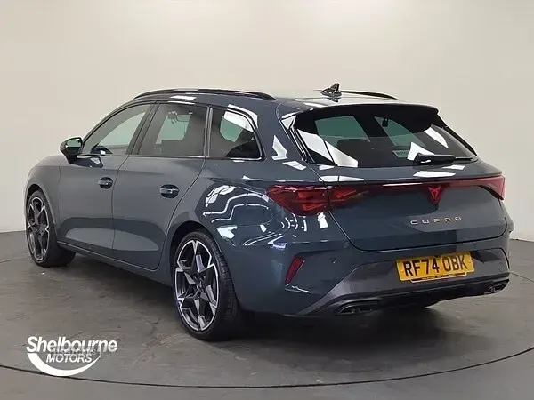 Used Cupra Leon 150 HP (110 kW) 2025 Blue Estate