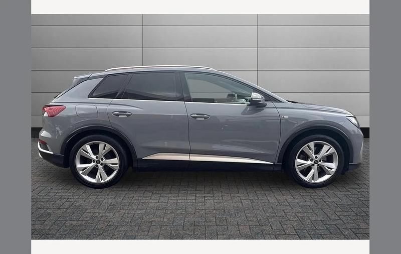 Used Audi Q4 e-tron S-Line 150 kW (204 HP) 2022 Grey SUV