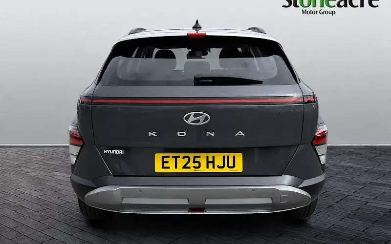 Used Hyundai Kona Advanced 138 HP (101 kW) 2025 Grey SUV