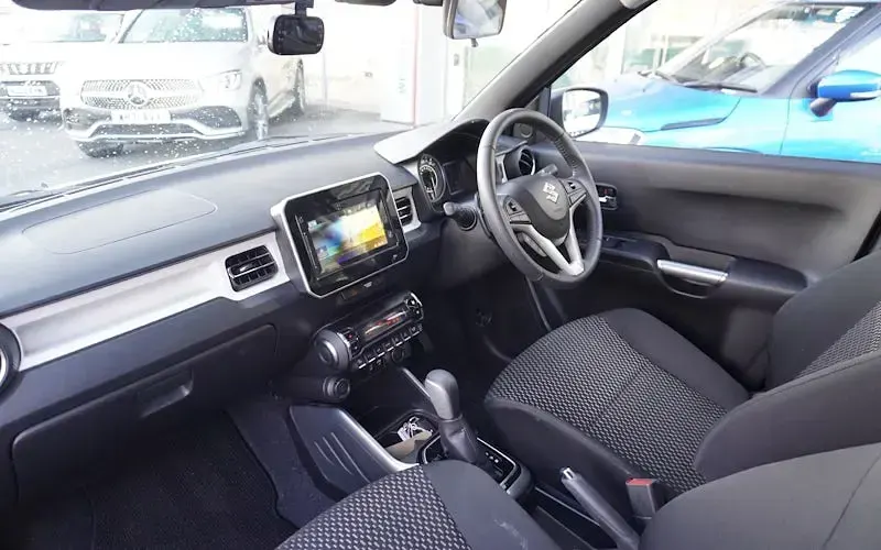 Usado Suzuki Ignis SZ5 83 HP (61 kW) 2023 Branco SUV