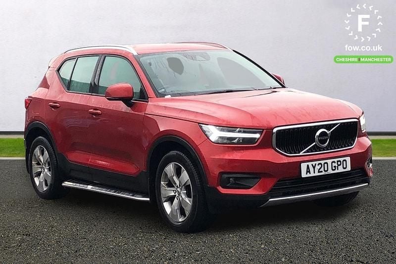 Used Volvo XC40 Momentum 163 HP (119 kW) 2020 Red SUV