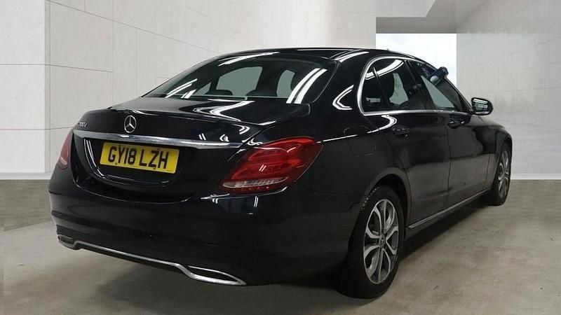 Used Mercedes C200 136 HP (100 kW) 2018 Black Sedan