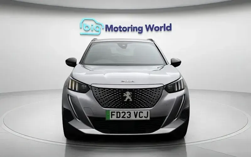 Used Peugeot e-2008 GT 100 kW (136 HP) 2023 Grey SUV