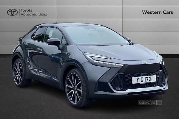 Grey New 2025 Toyota C-HR Sport SUV | £35,990 (Fair price) - Image 1/4