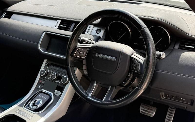 Used Land Rover Range Rover evoque HSE Dynamic 180 HP (132 kW) 2017 Hatchback