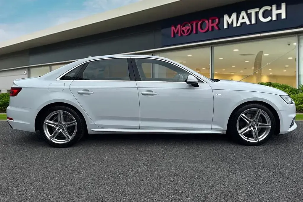 Used Audi A4 S-Line 190 HP (139 kW) 2017 White Sedan
