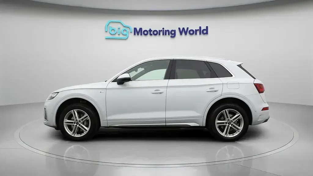 Used Audi Q5 S-Line 299 HP (219 kW) 2024 White SUV