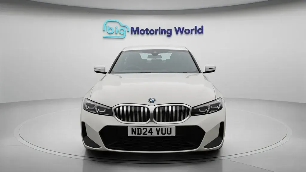 Usado BMW 330e M Sport 292 CV (214 kW) 2024 Blanco Berlina