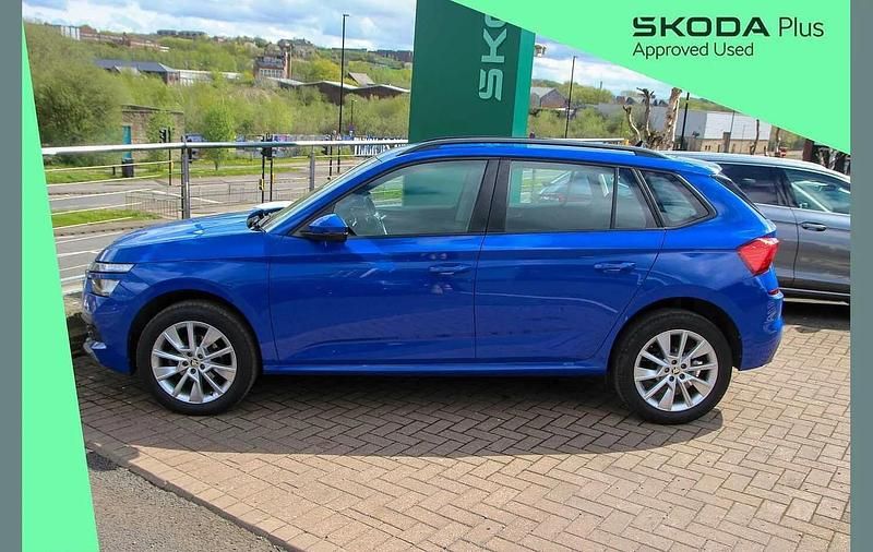 Usado Skoda Kamiq SE 115 HP (84 kW) 2022 Azul SUV
