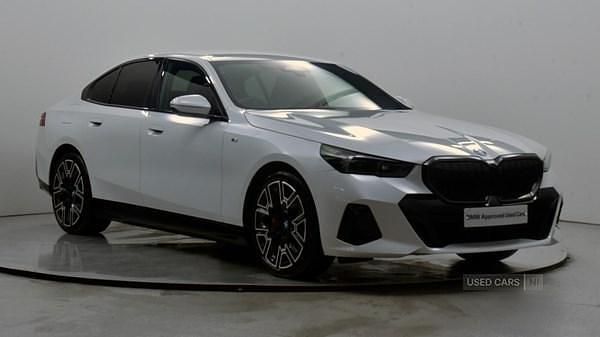 Used BMW 550e M Sport 482 HP (354 kW) 2023 White Sedan